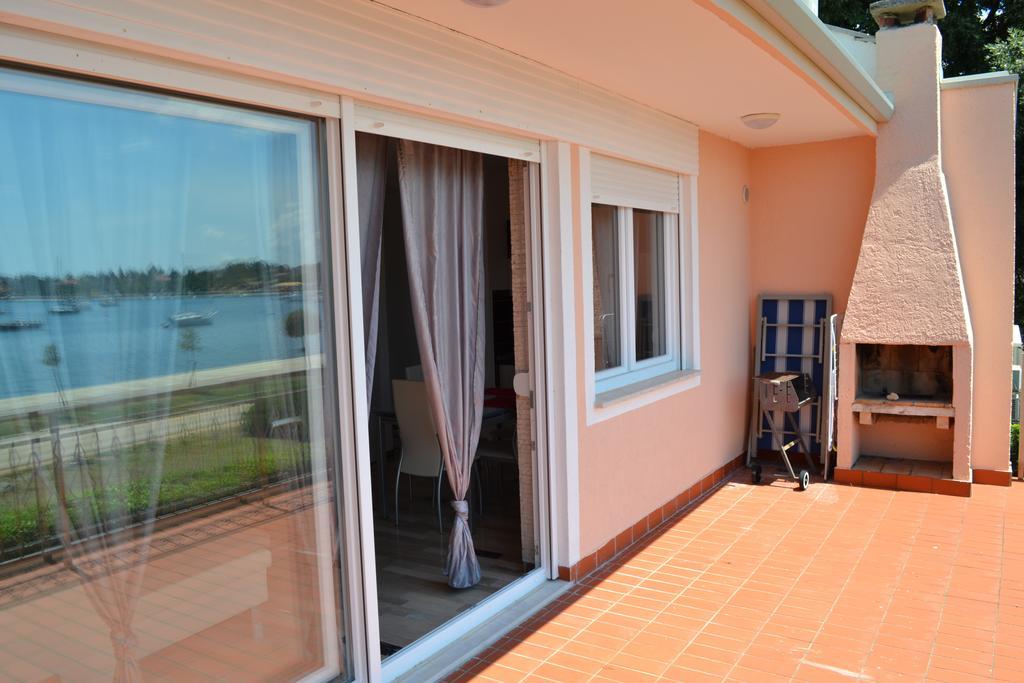 Apartments Lungomare Umag Cameră foto