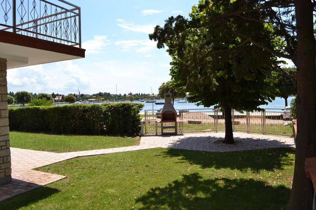 Apartments Lungomare Umag Cameră foto